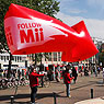 MII (Seat): Pfel Walker-Werbeballon